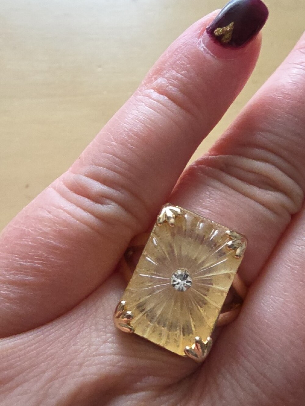 ☀️Gold-Tone Rectangular Sunburst Ring with Center Stone